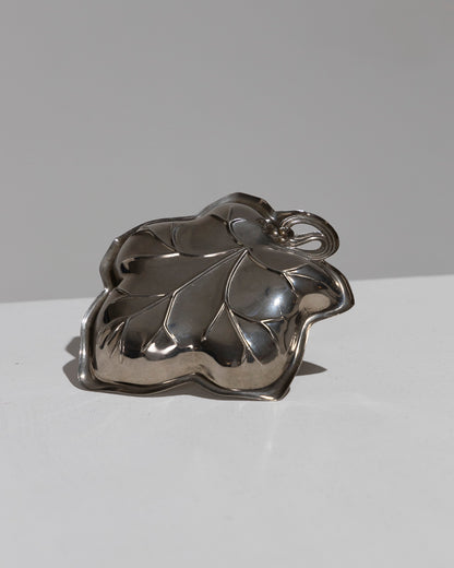 SMALL LEAF POCKET TRAY IN SILVER METAL