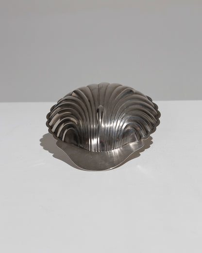 SILVER METAL SHELL PLATE