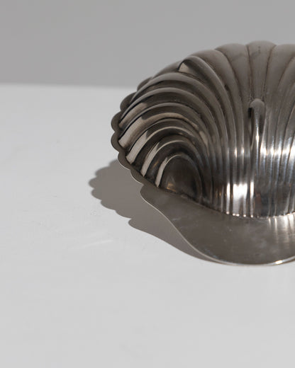 SILVER METAL SHELL PLATE