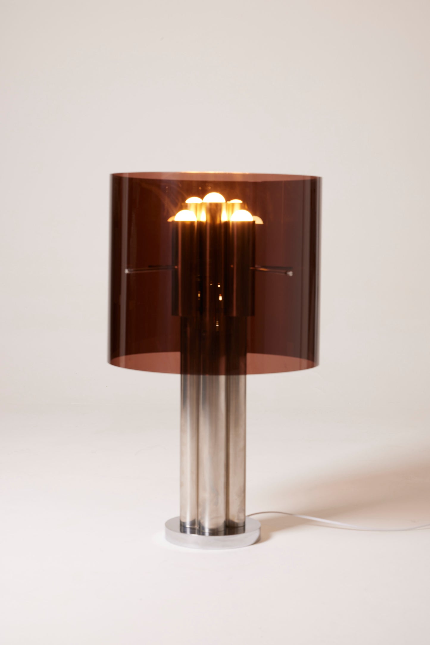 MICHEL BOYER METAL AND PLEXIGLAS TABLE LAMP, 1970s