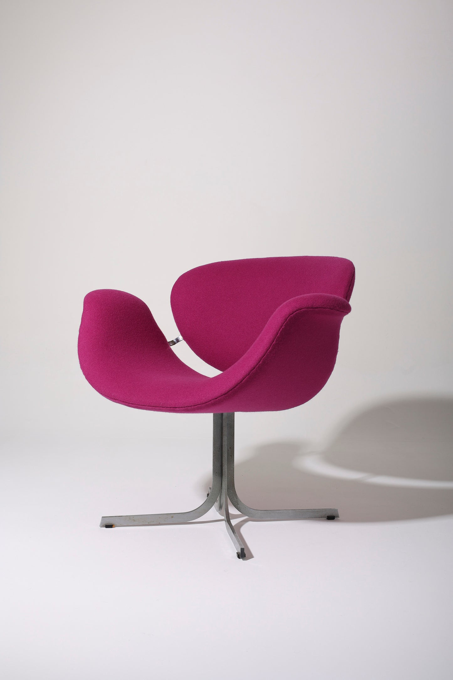 PINK "TULIP" ARMCHAIR PIERRE PAULIN