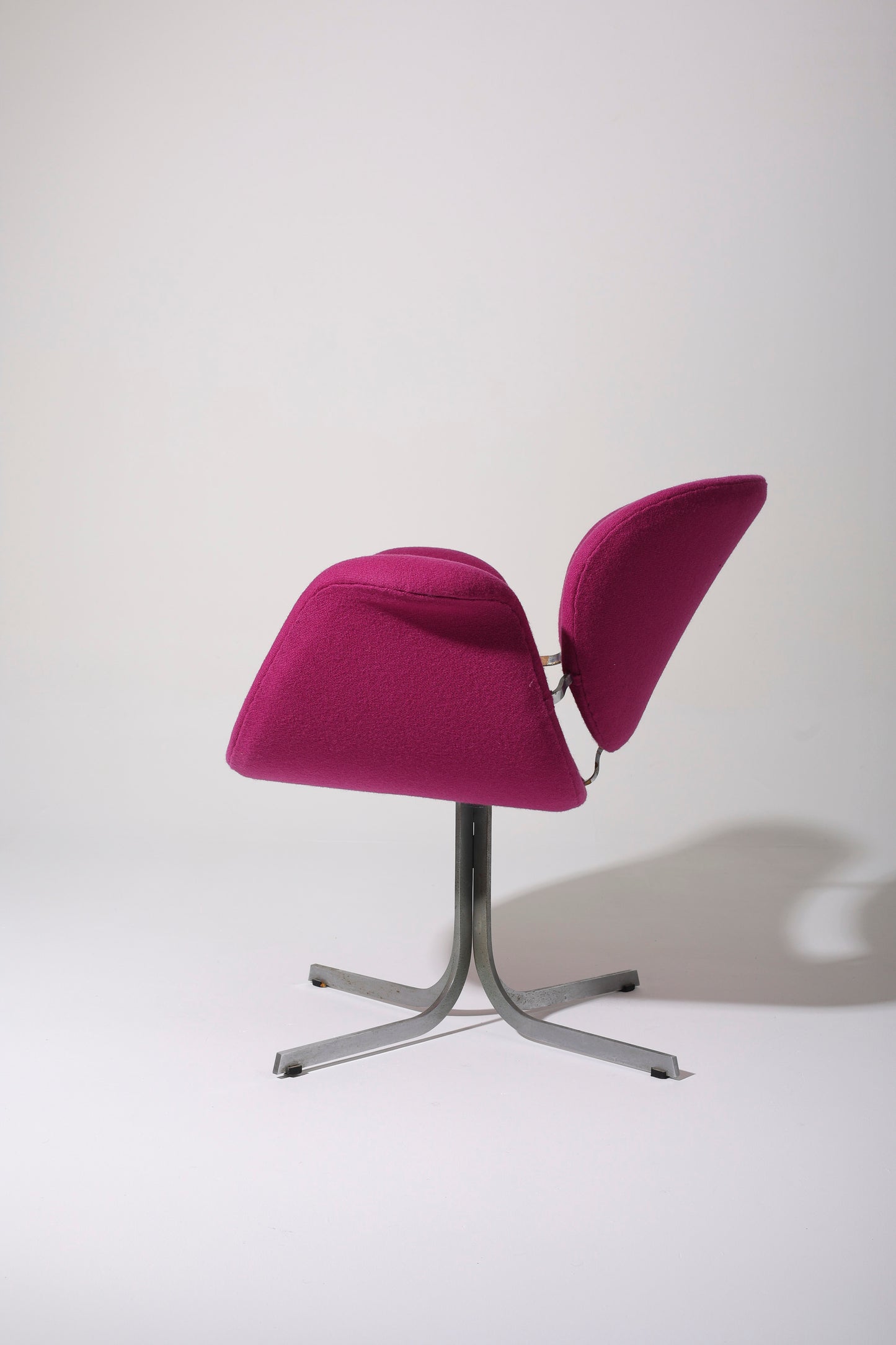 PINK "TULIP" ARMCHAIR PIERRE PAULIN