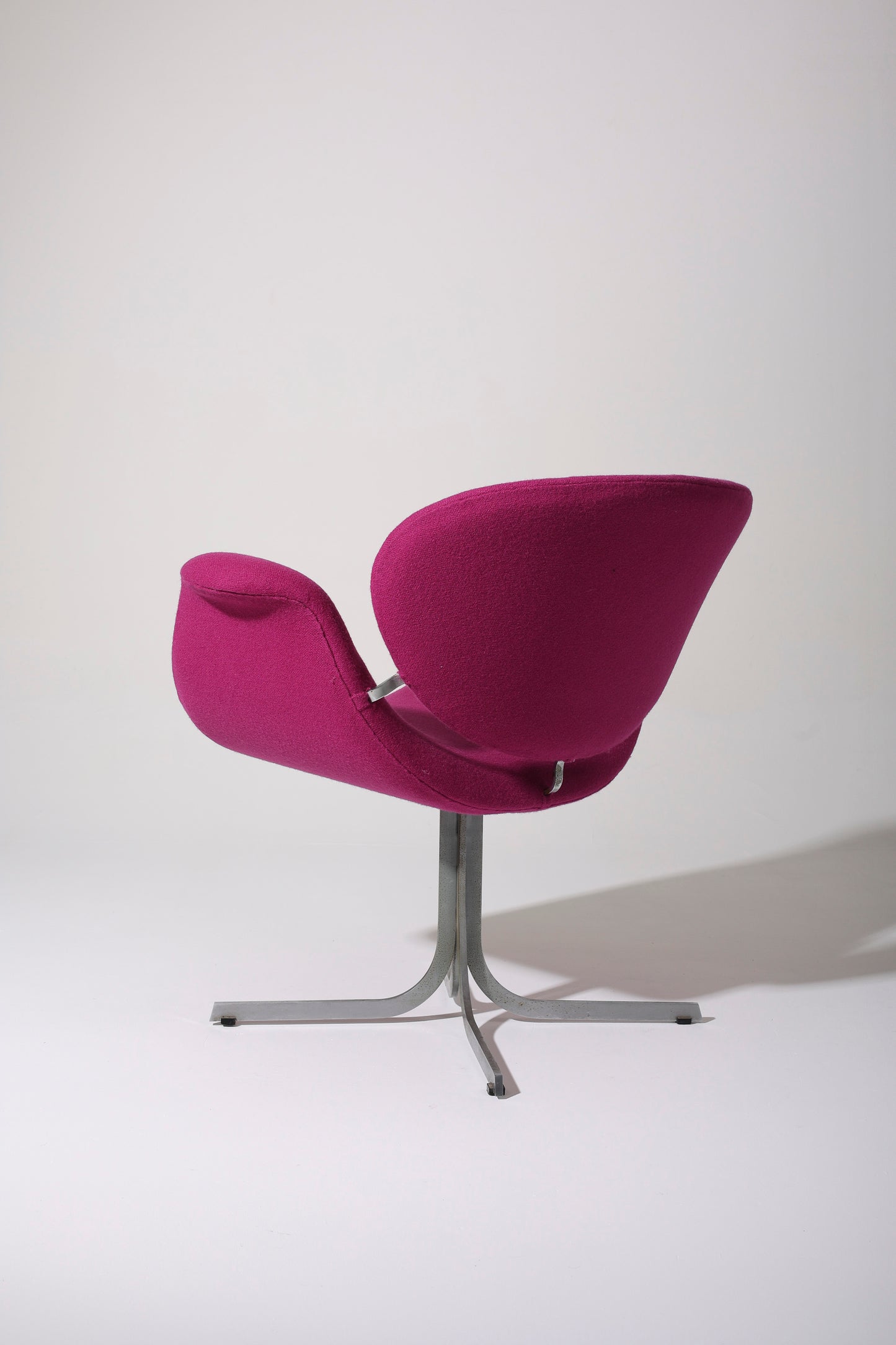 PINK "TULIP" ARMCHAIR PIERRE PAULIN