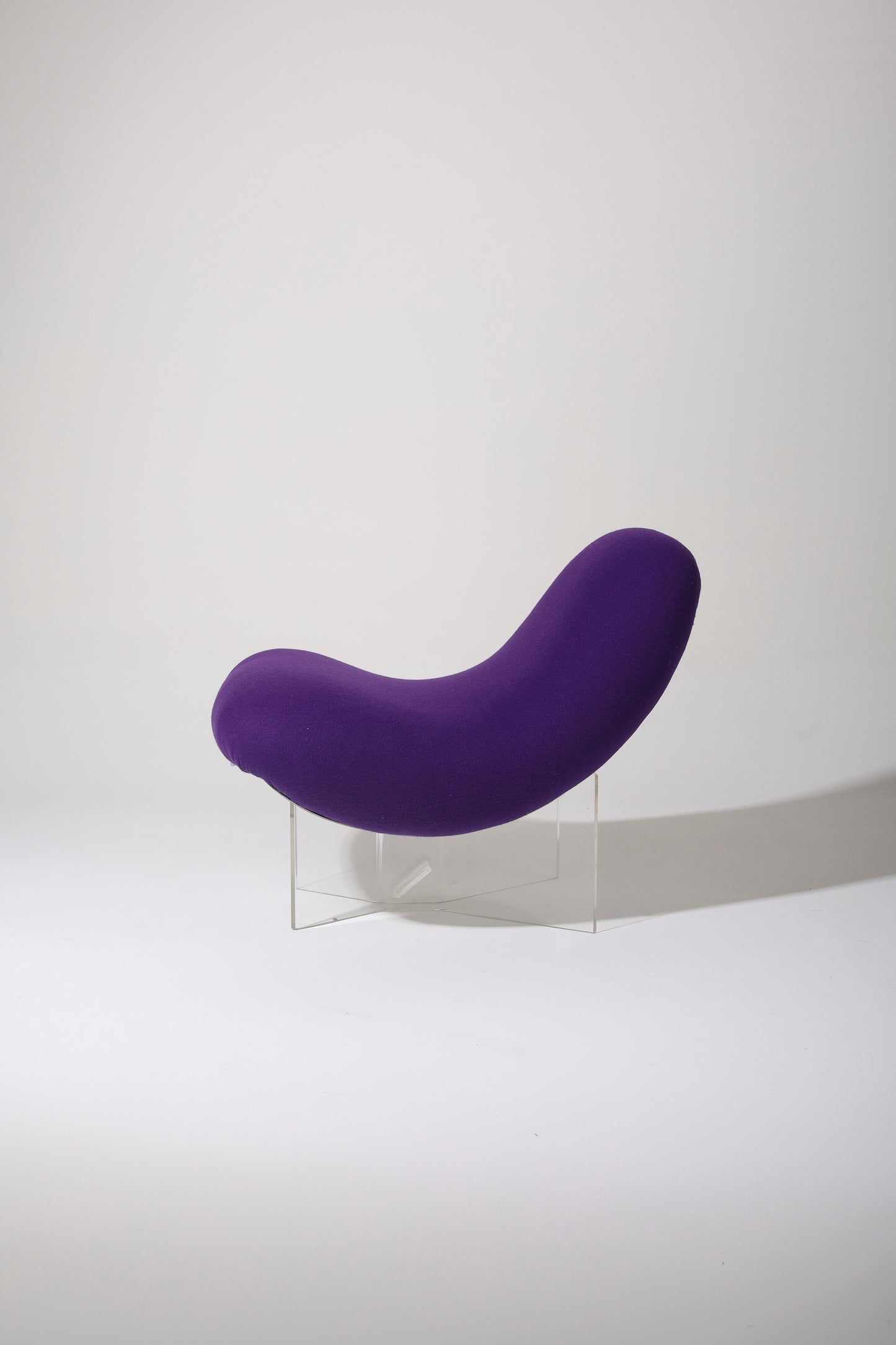 PURPLE LOUNGE CHAIR PIERRE VANDEL, 1970s