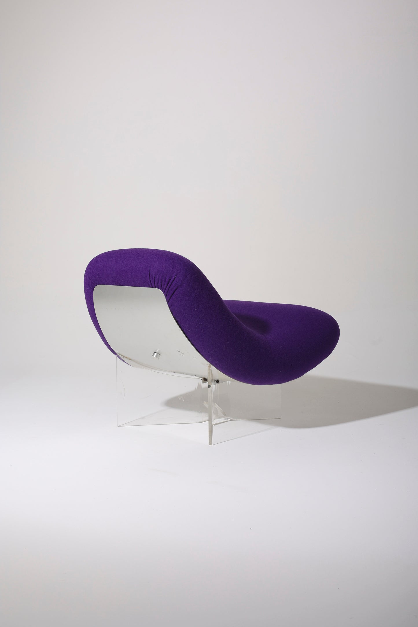 PURPLE LOUNGE CHAIR PIERRE VANDEL, 1970s