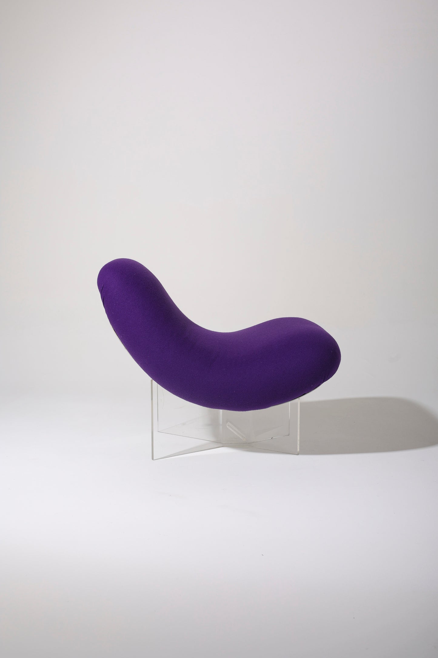 PURPLE LOUNGE CHAIR PIERRE VANDEL, 1970s