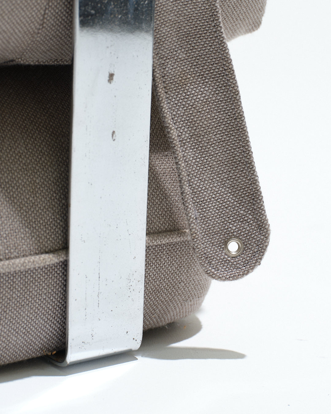 CHAUFFEUSE CONVERTIBLE STRUCTURE MÉTAL, 1970s