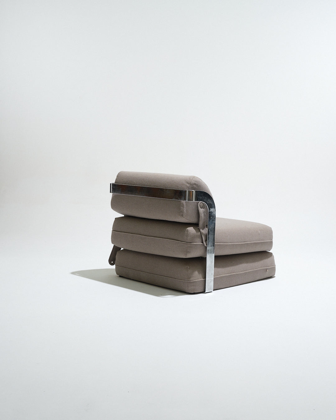 CHAUFFEUSE CONVERTIBLE STRUCTURE MÉTAL, 1970s