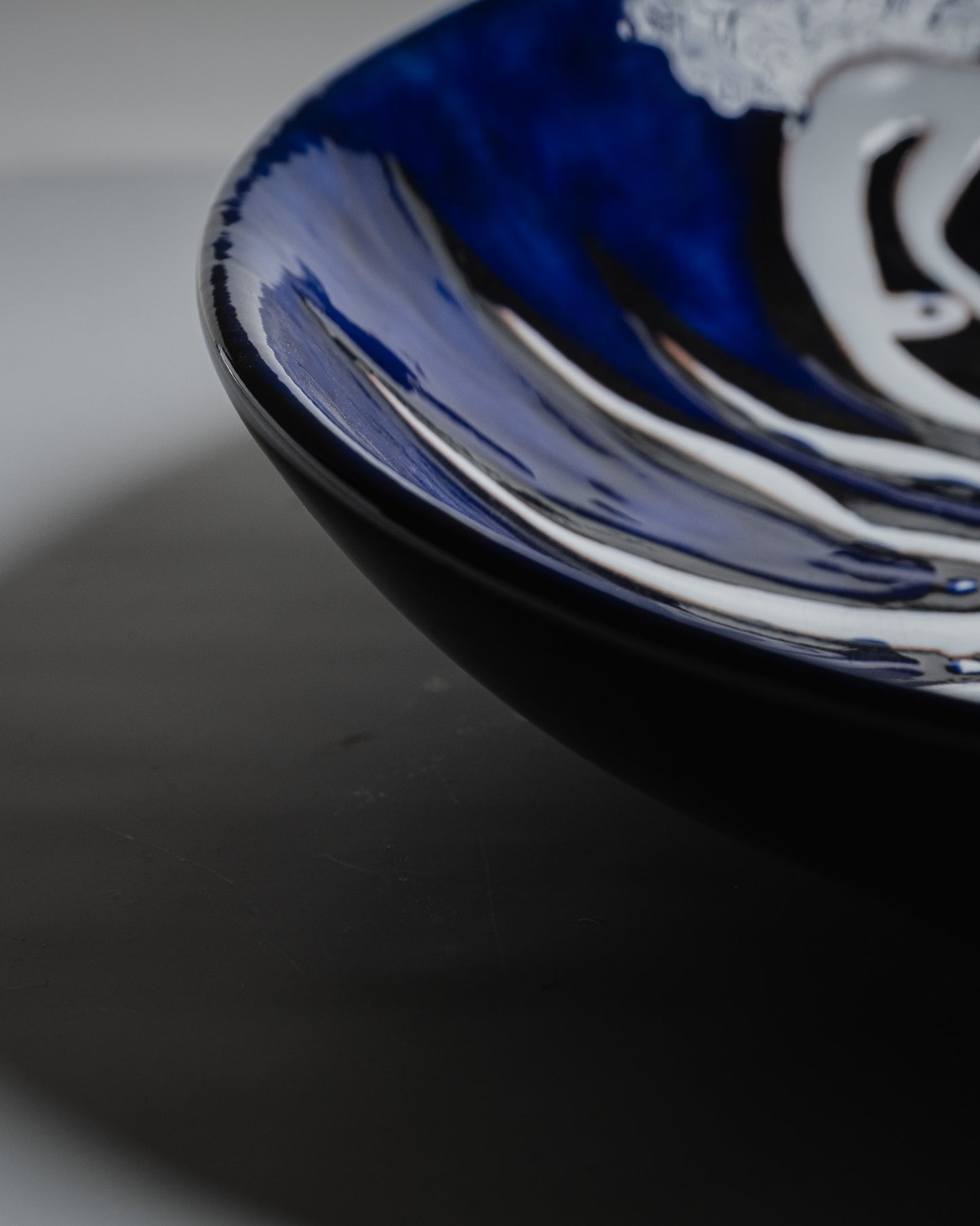 PLAT EN CÉRAMIQUE, JEAN LURÇAT, 1950s