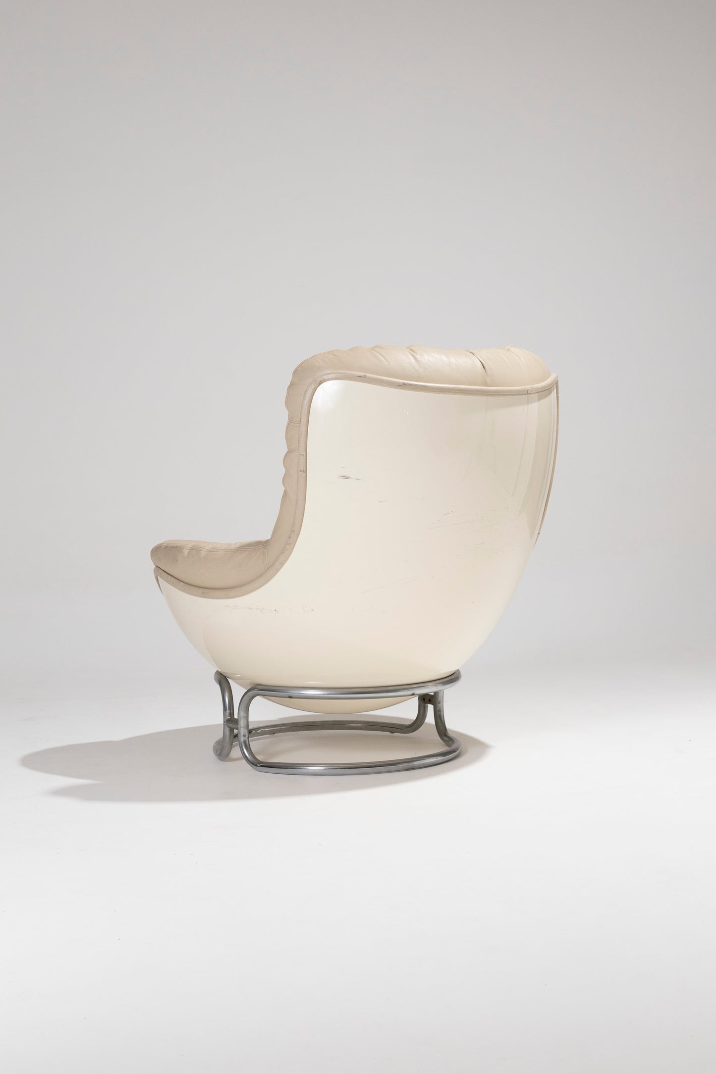 MICHEL CADESTIN "KARATE" LEATHER ARMCHAIR, 1970s