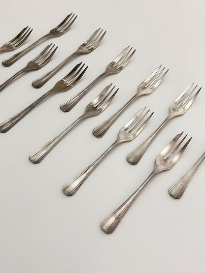 CHRISTOFLE OYSTER FORKS 12 PIECES