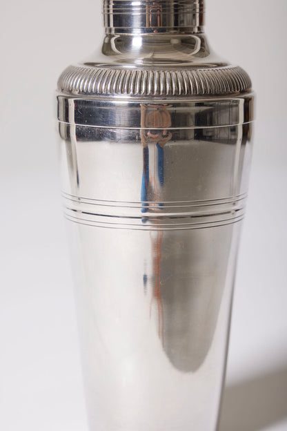 SILVER METAL SHAKER