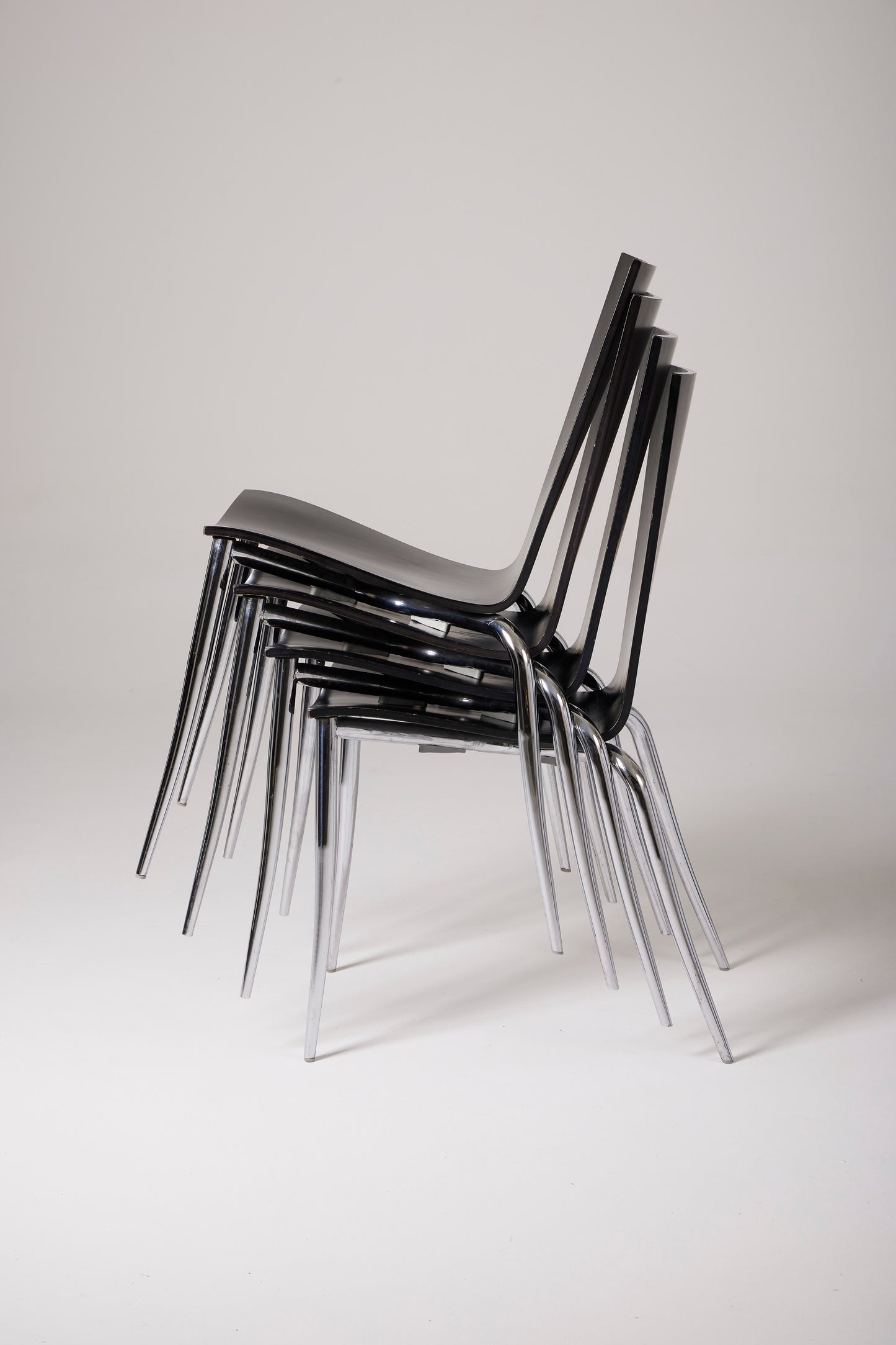 SET OF 4 BLACK CHAIRS "OLLY TANGO" PHILIPPE STARCK, 1980s