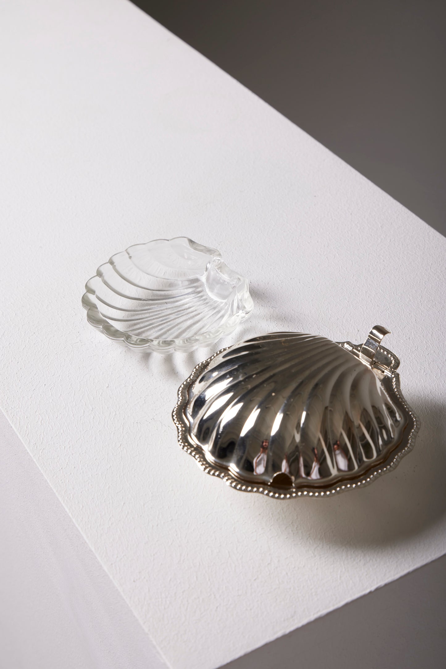 SHELL BUTTER DISH