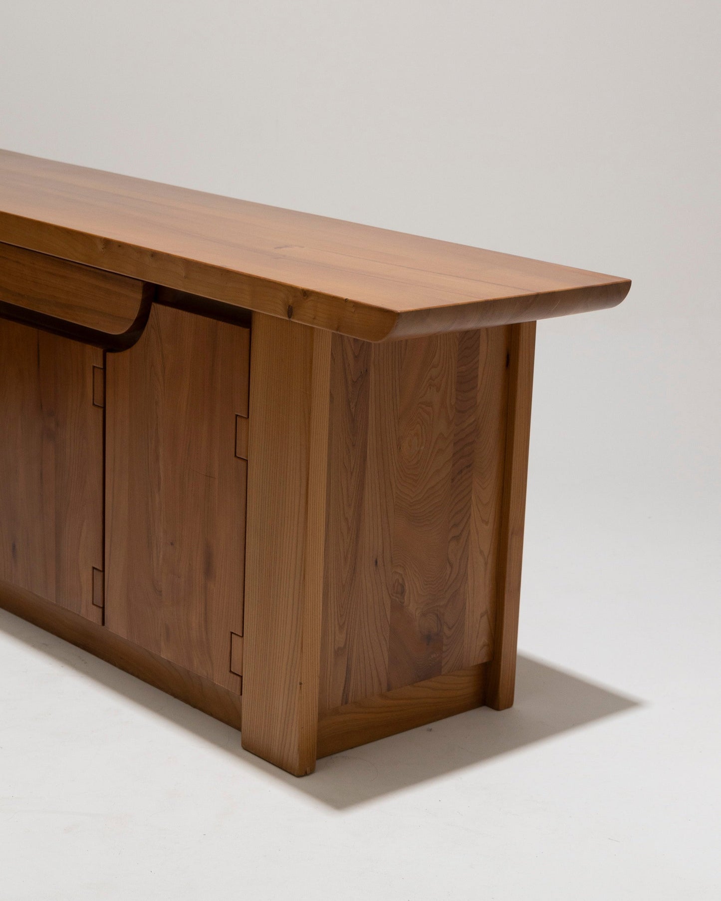 SOLID ELM SIDEBOARD, LUIGI GORGONI, 1980s 