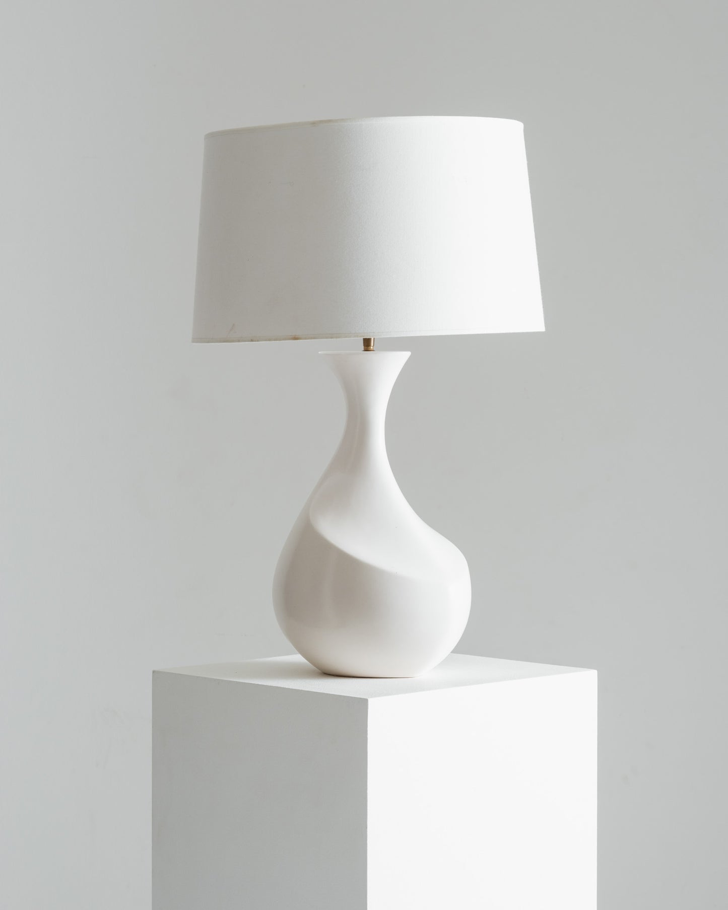GALIBERT LAMP IN WHITE CERAMIC, 1960s
