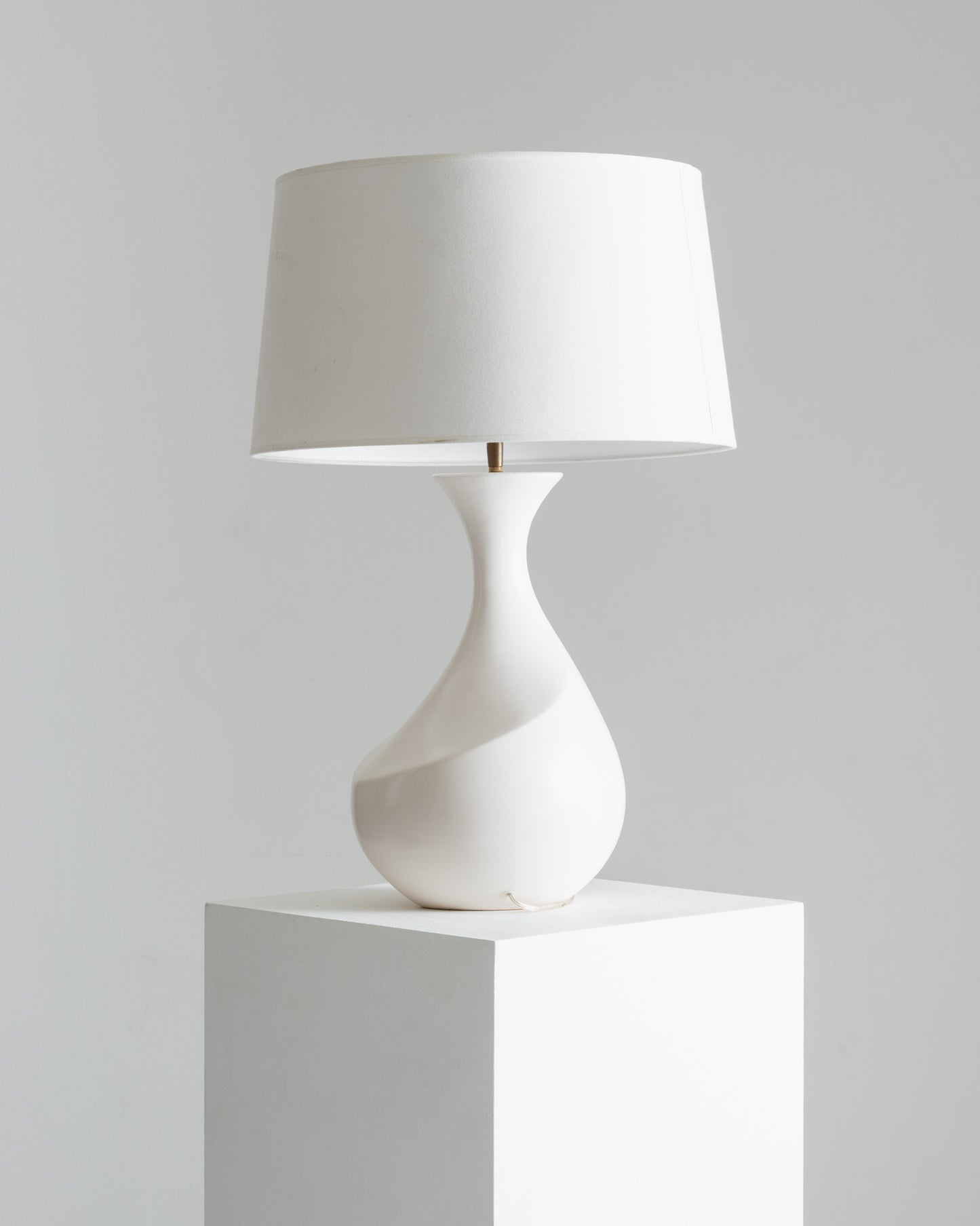 GALIBERT LAMP IN WHITE CERAMIC, 1960s