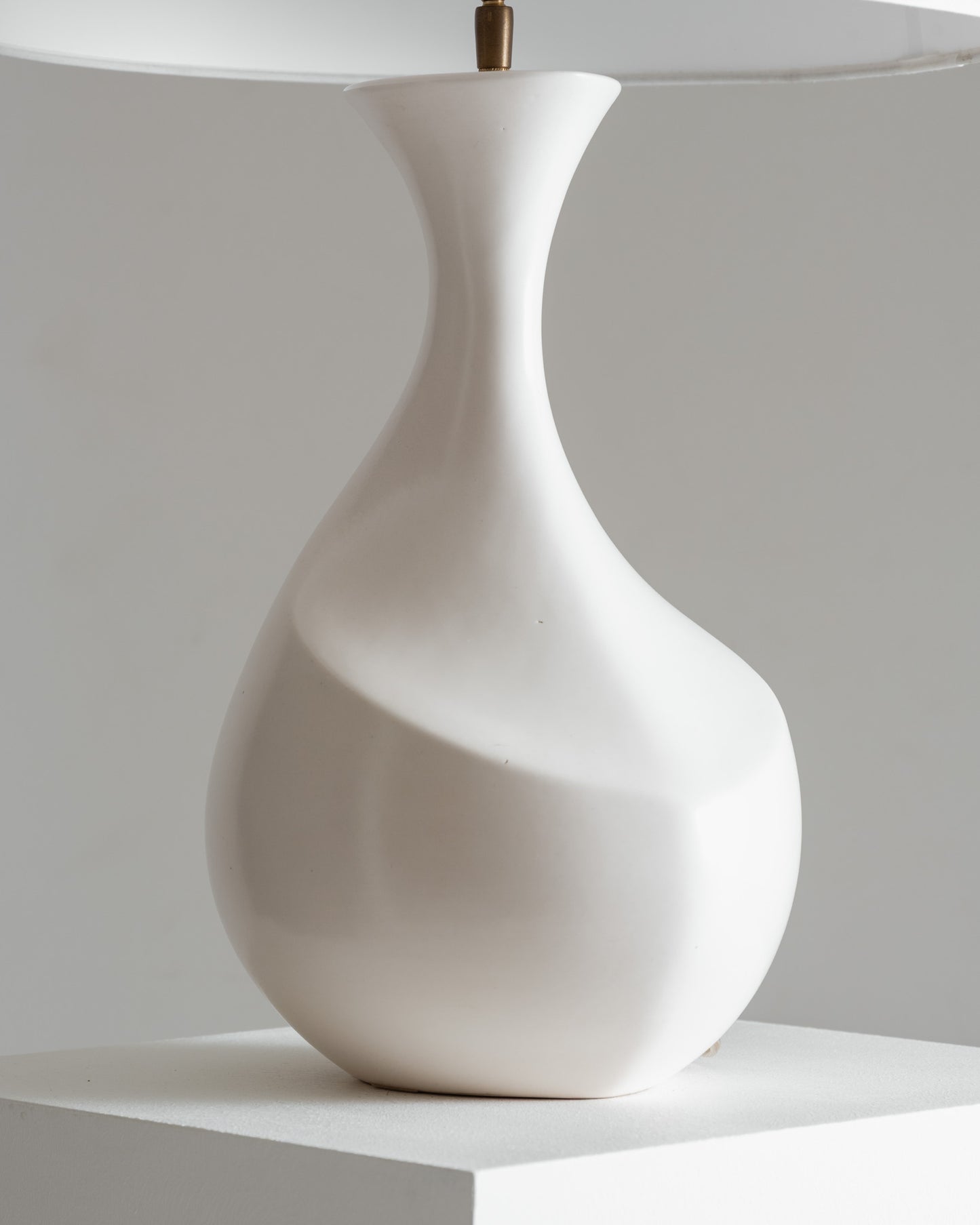 GALIBERT LAMP IN WHITE CERAMIC, 1960s