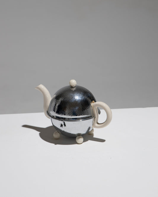 ART DECO METAL BALL TEAPOT, 1930s