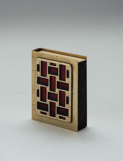 ÉTUI À ALLUMETTES EN LAITON ET ÉMAIL CLOISONNÉ, 1950s