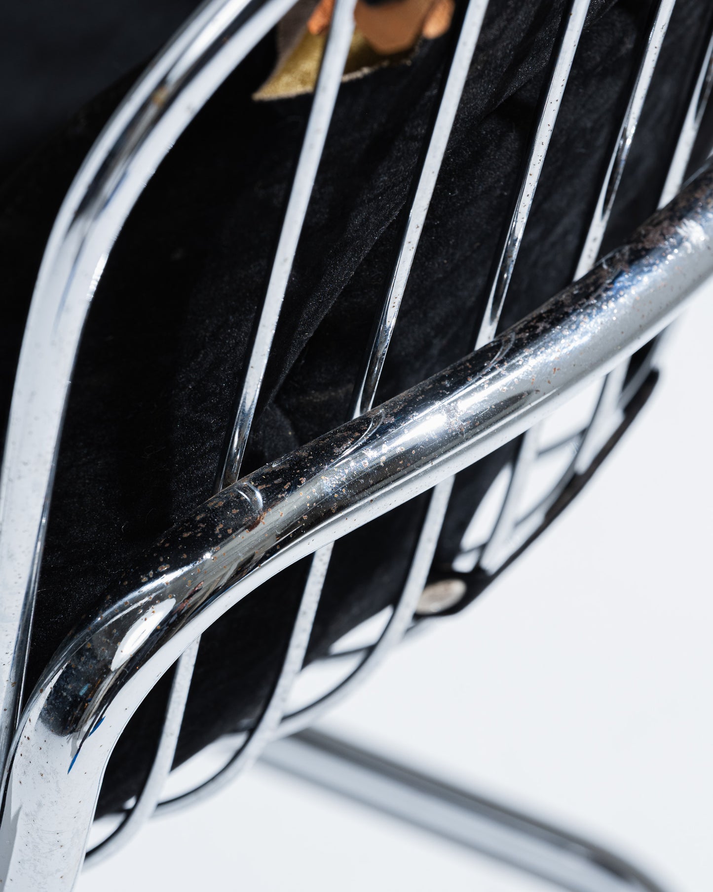 CHAISE EN VELOURS NOIR, GASTONE RINALDI, 1970s