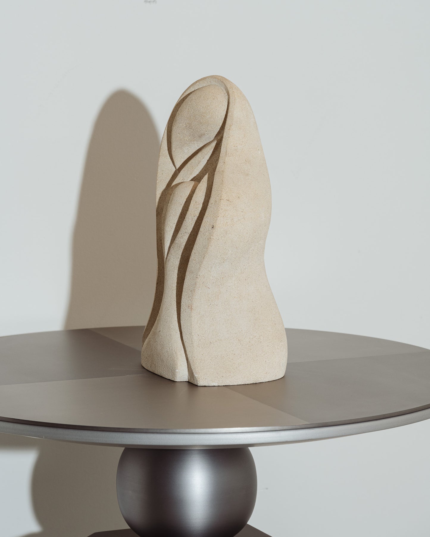 SCULPTURE EN PIERRE DE TRAVERTIN, ALBERT TORMOS, 1980s