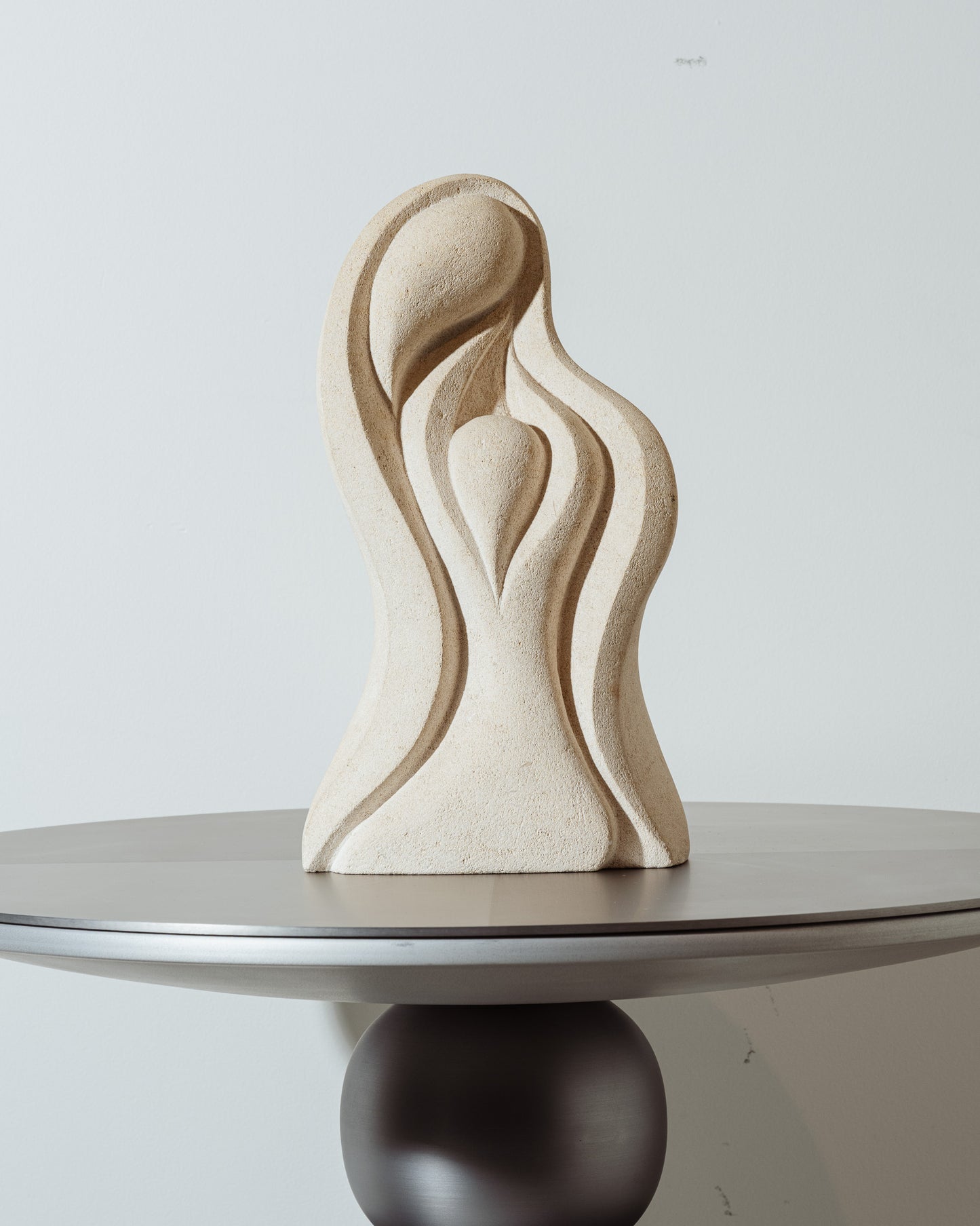 SCULPTURE EN PIERRE DE TRAVERTIN, ALBERT TORMOS, 1980s