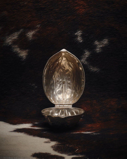 CASSE-NOIX EN MÉTAL