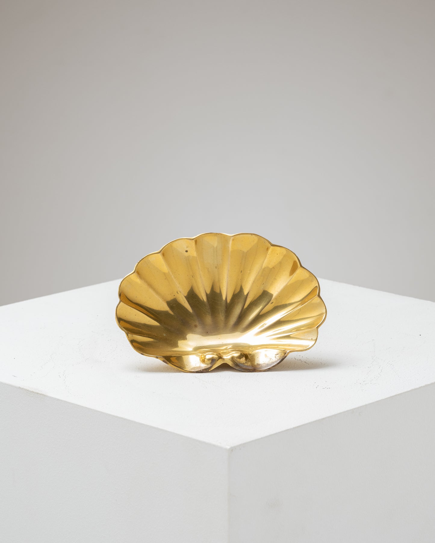 Brass shell-formed catchall, 1960s