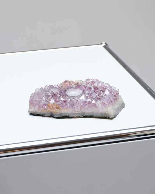 Ashtrard / stooge in amethyst