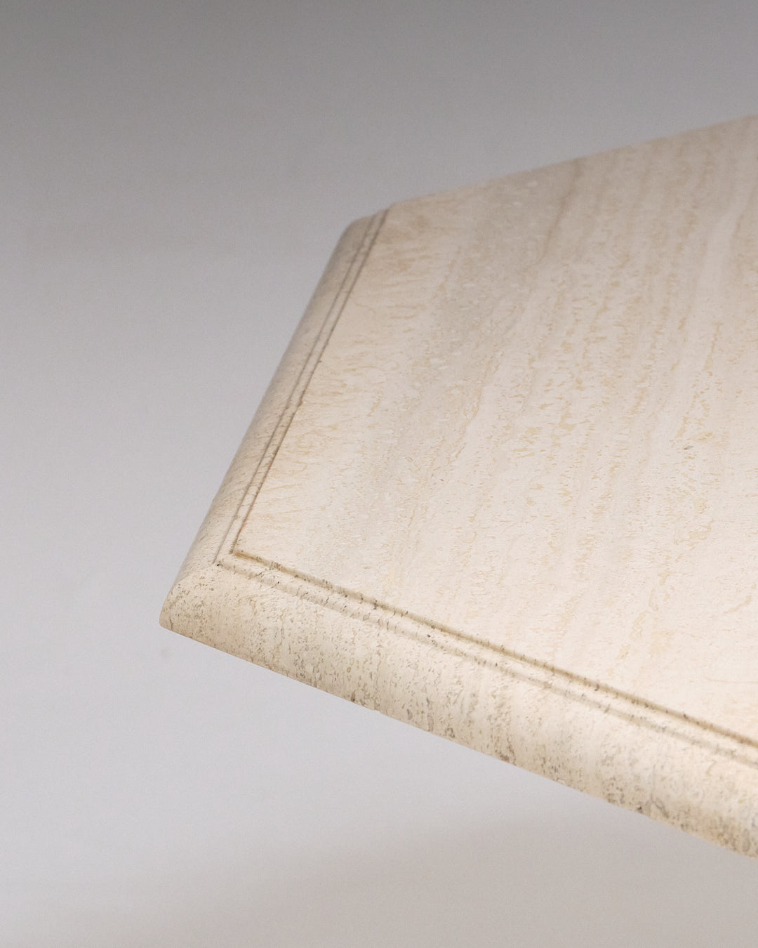 TABLE À MANGER EN TRAVERTIN, 1970s