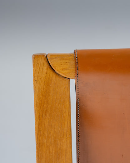PAIRE DE CHAISES EN ORME ET CUIR, LUIGI GORGONI, 1970s