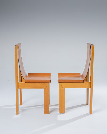 PAIRE DE CHAISES EN ORME ET CUIR, LUIGI GORGONI, 1970s