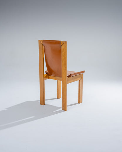 PAIRE DE CHAISES EN ORME ET CUIR, LUIGI GORGONI, 1970s