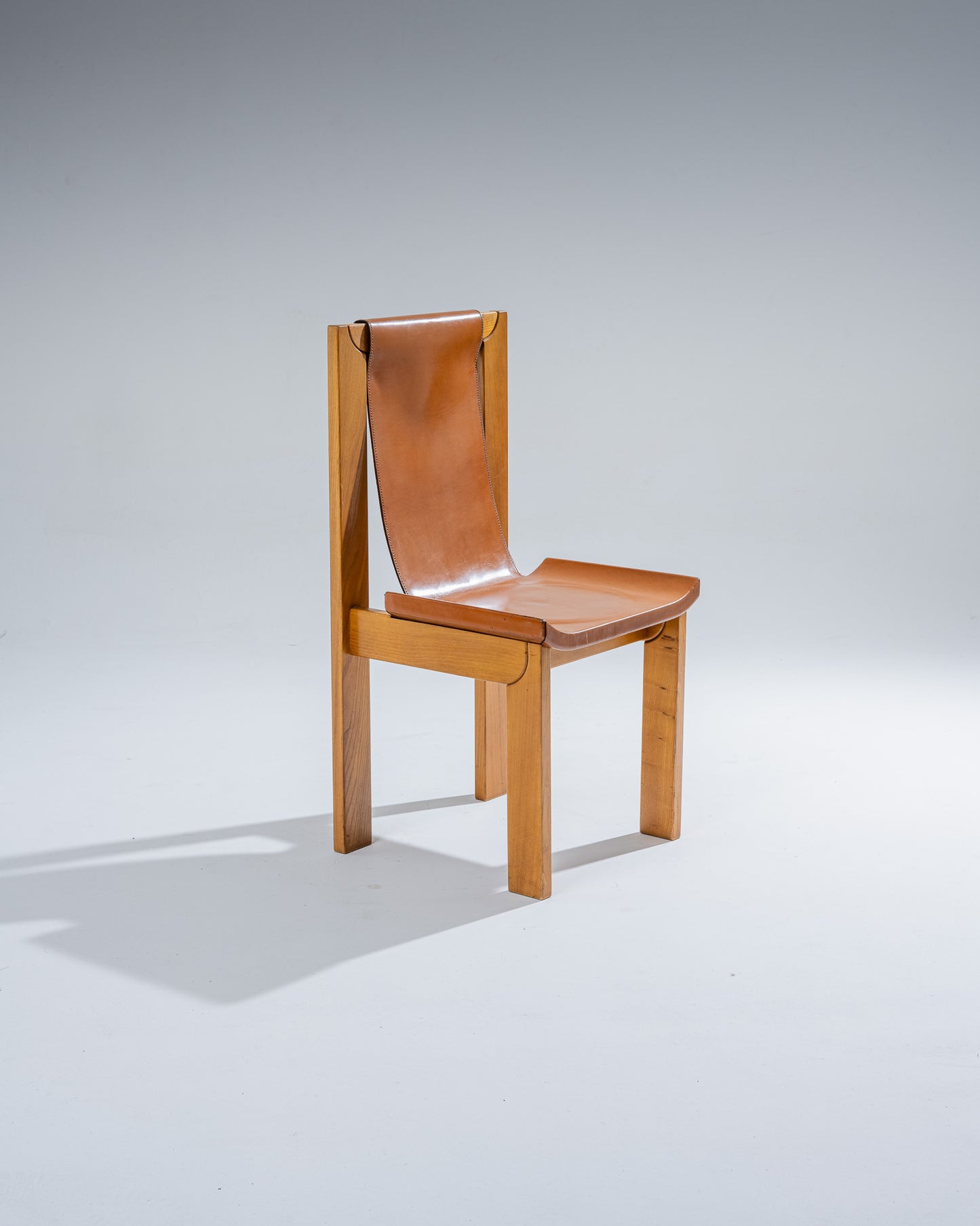 ELM AND LEATHER CHAIR, LUIGI GORGONI, 1970s
