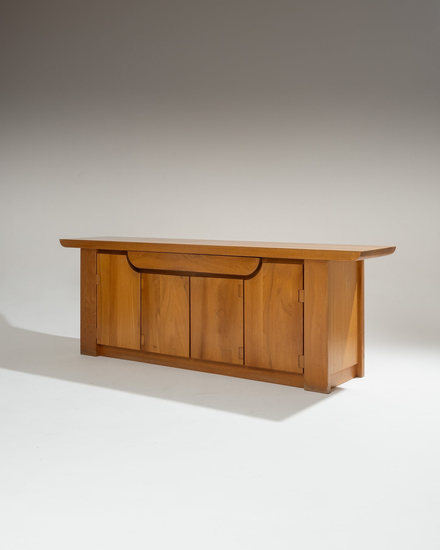 LARGE SOLID ELM BUFFET, LUIGI GORGONI, 1980s