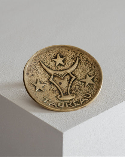 VIDE-POCHE TAUREAU EN BRONZE DORÉ, MAX LE VERRIER, 1930s