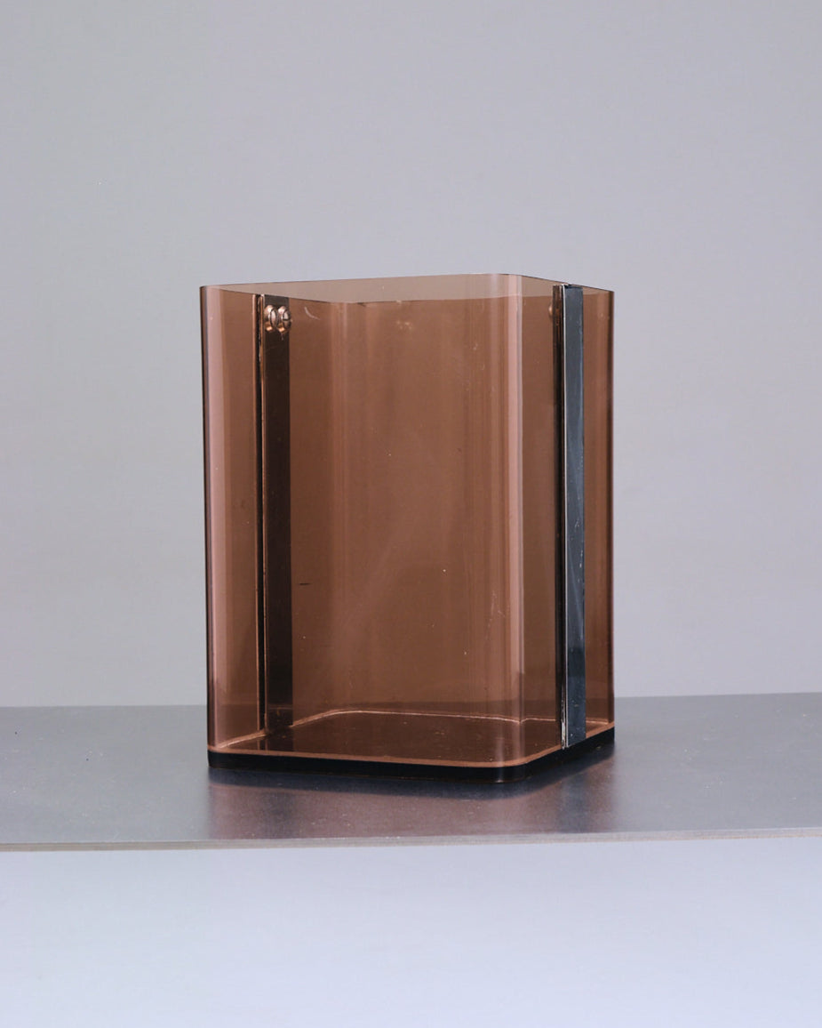 CORBEILLE EN PLEXIGLASS FUMÉ, MICHEL DUCAROY, 1970s