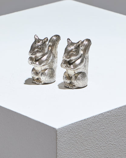 Squirrel-shaped salt and pepper shaker set in silver-plated metal, 1960s 