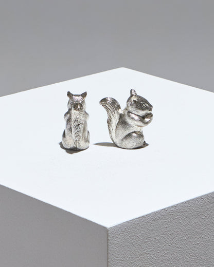 Squirrel-shaped salt and pepper shaker set in silver-plated metal, 1960s 