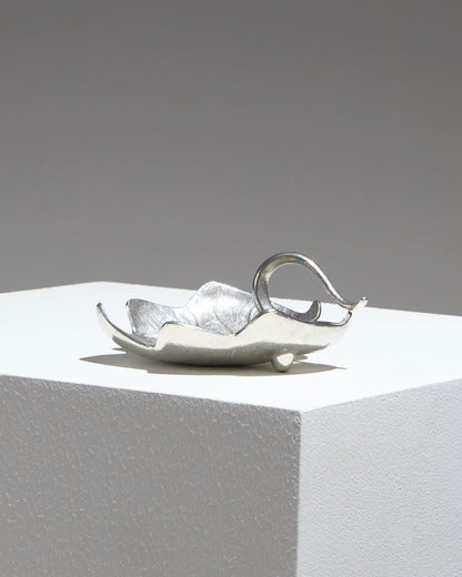 TIN LEAF POCKET TRAY, 1960s 