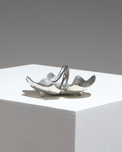 TIN LEAF POCKET TRAY, 1960s 