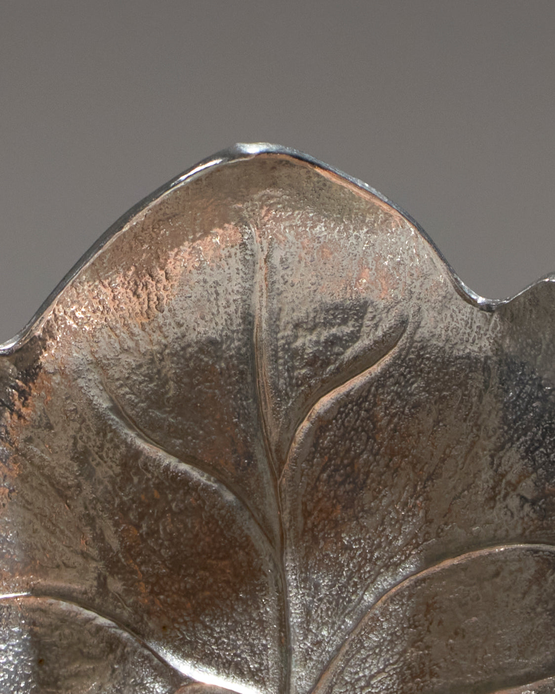 TIN LEAF POCKET TRAY, 1960s 