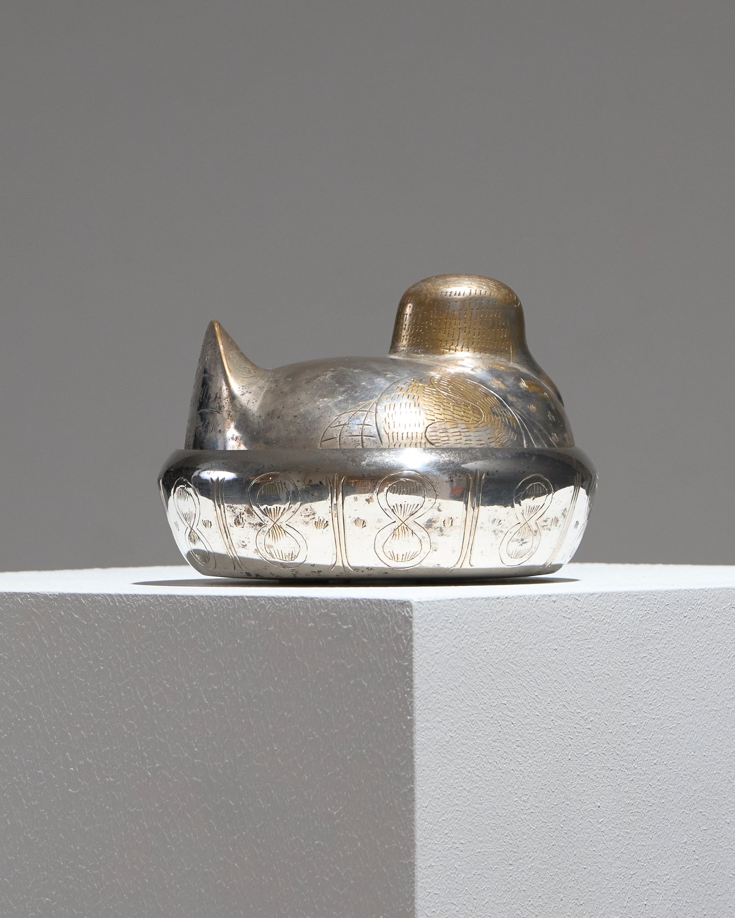 BOÎTE POULE EN LAITON ARGENTÉ, 1970s