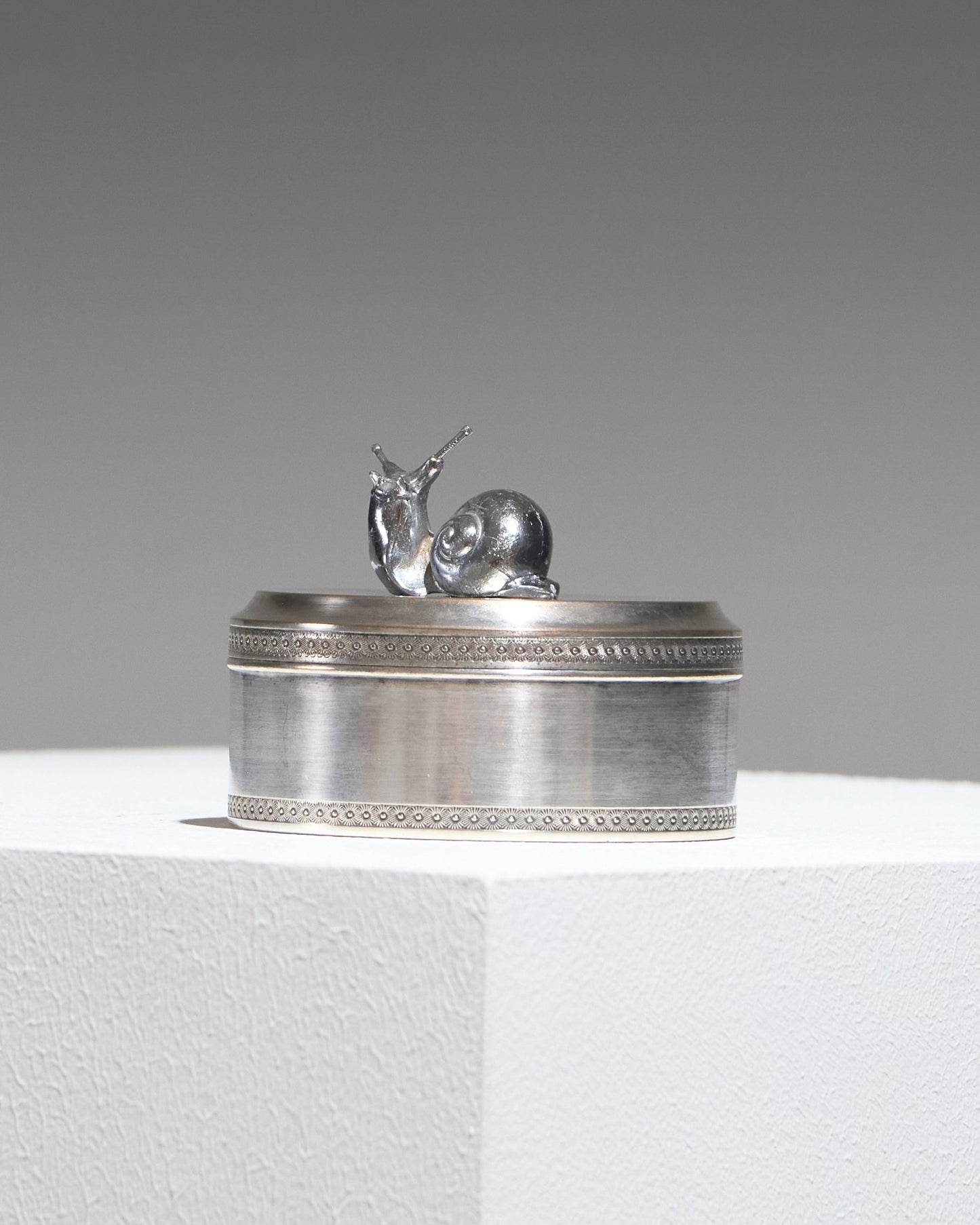 Small silver-plated metal snail box, 1960s 
