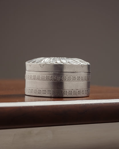 ALUMINIUM POWDER COMPACT, 1920s