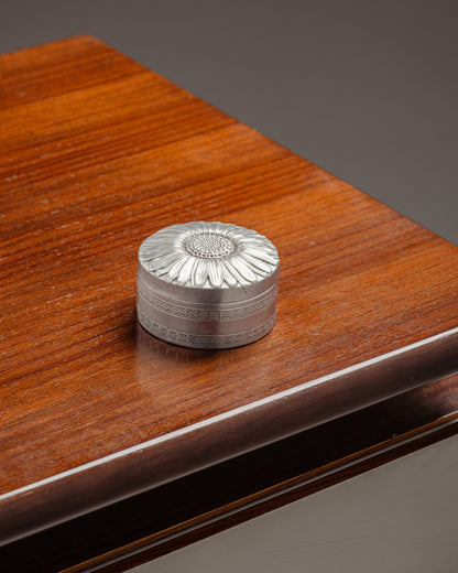 ALUMINIUM POWDER COMPACT, 1920s