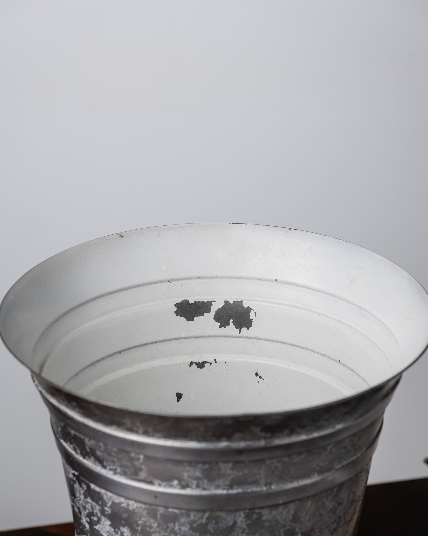 ART DECO METAL AND COPPER TULIP LAMP, 1930s