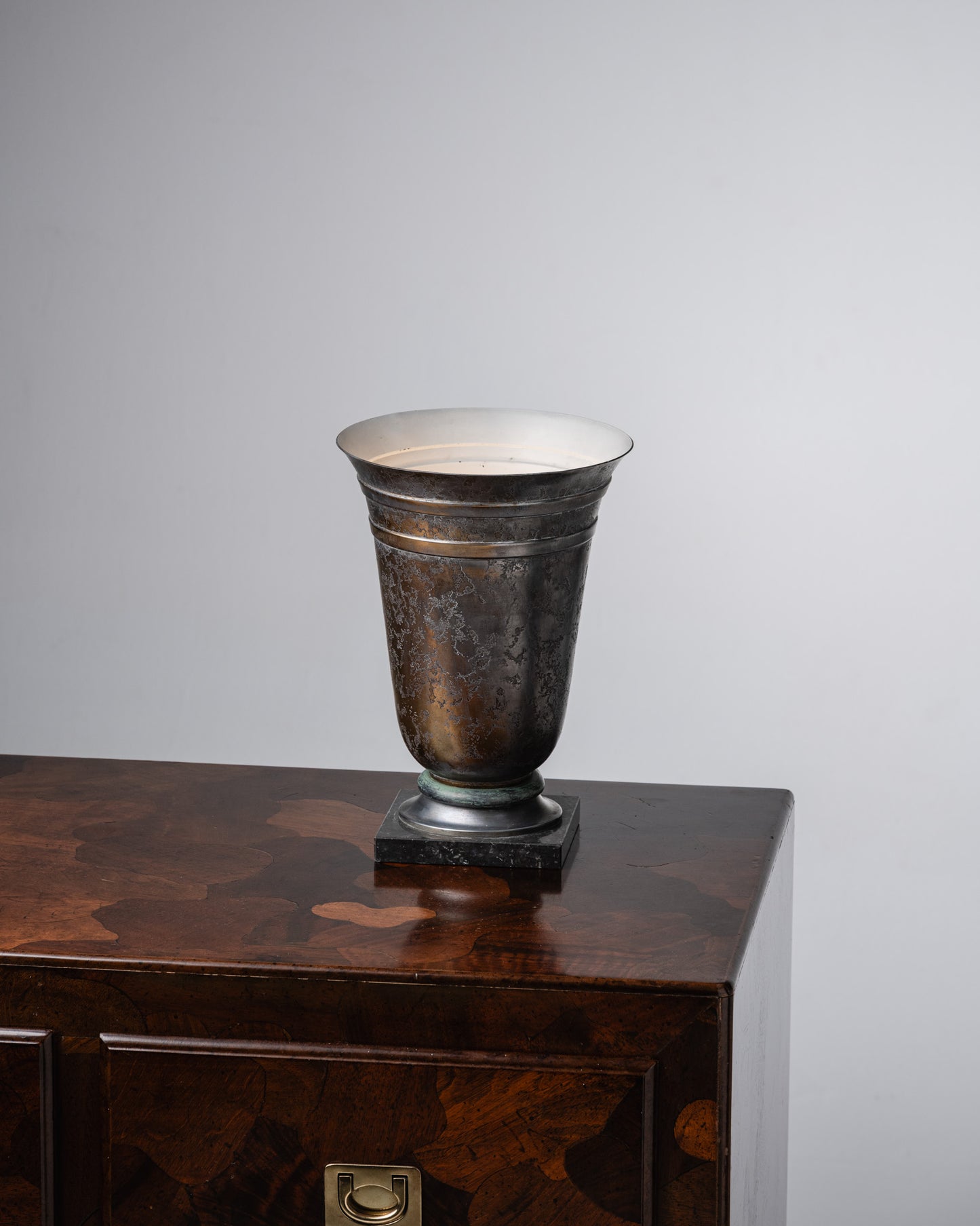 ART DECO METAL AND COPPER TULIP LAMP, 1930s