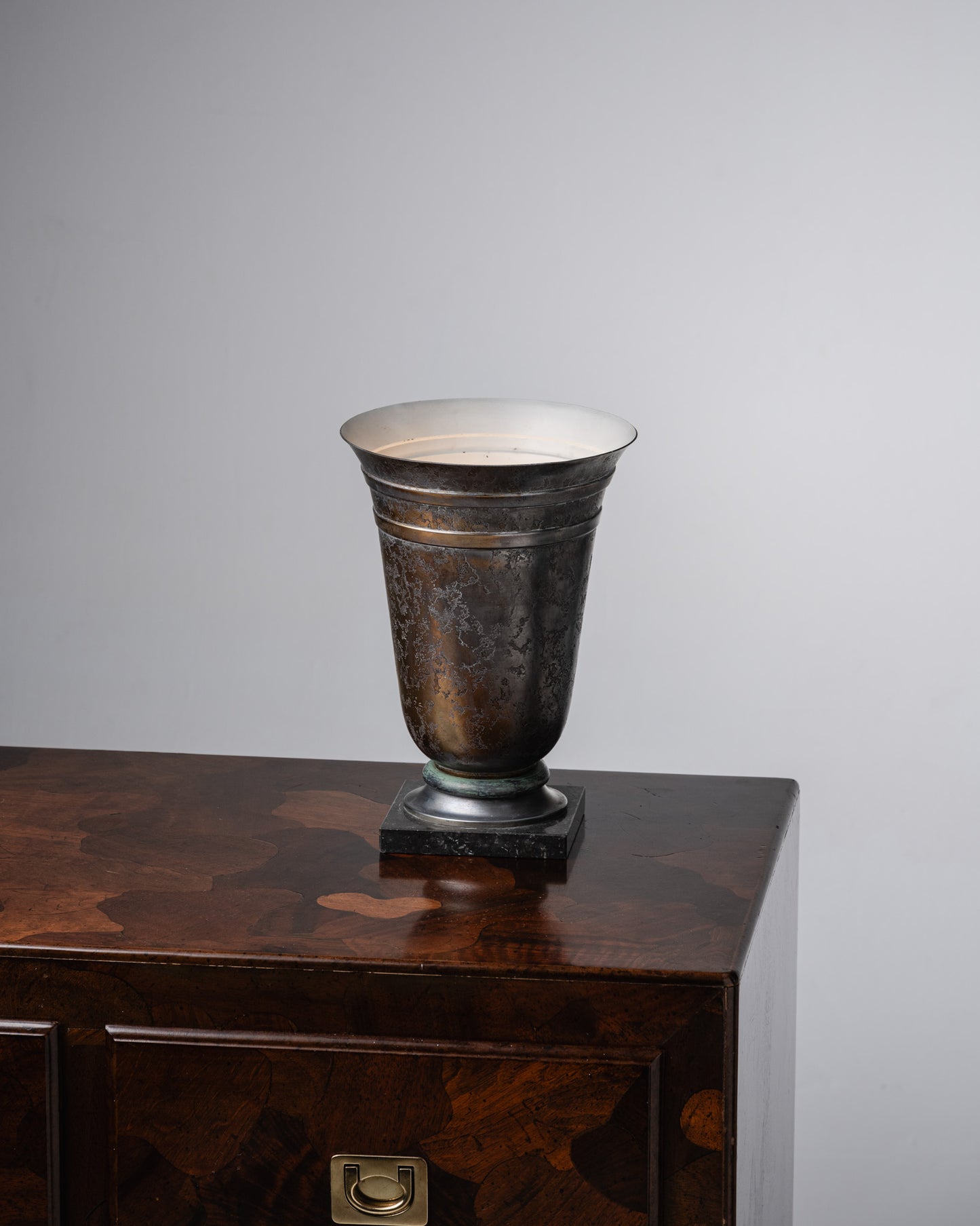 ART DECO METAL AND COPPER TULIP LAMP, 1930s